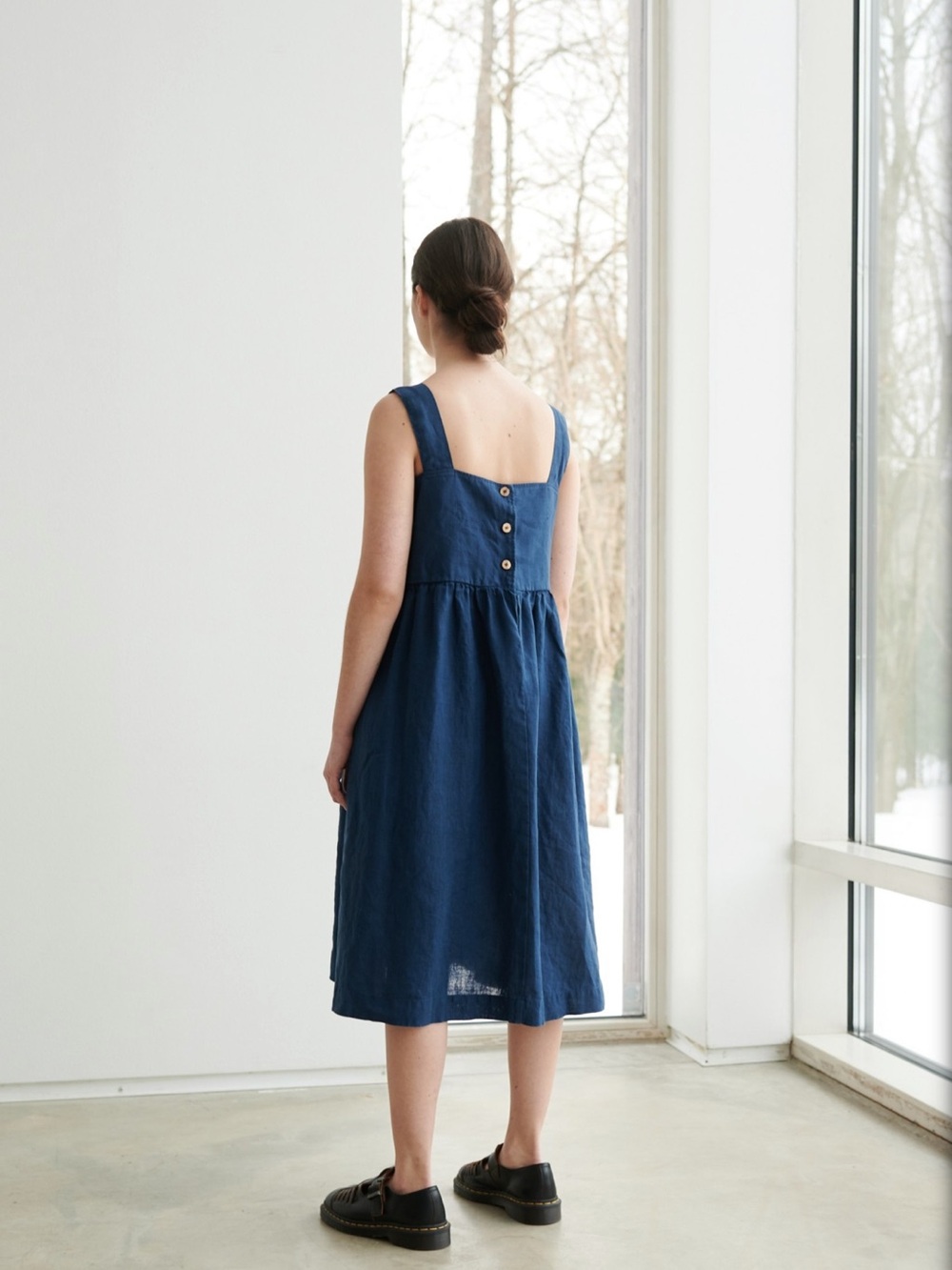 Linenfox Summer Linen Dress in Navy Blue - Size XS - Picture 2 of 6